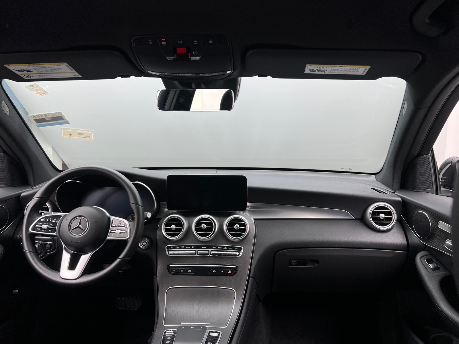 Thumbnail: 2022 Mercedes-Benz GLC - 2