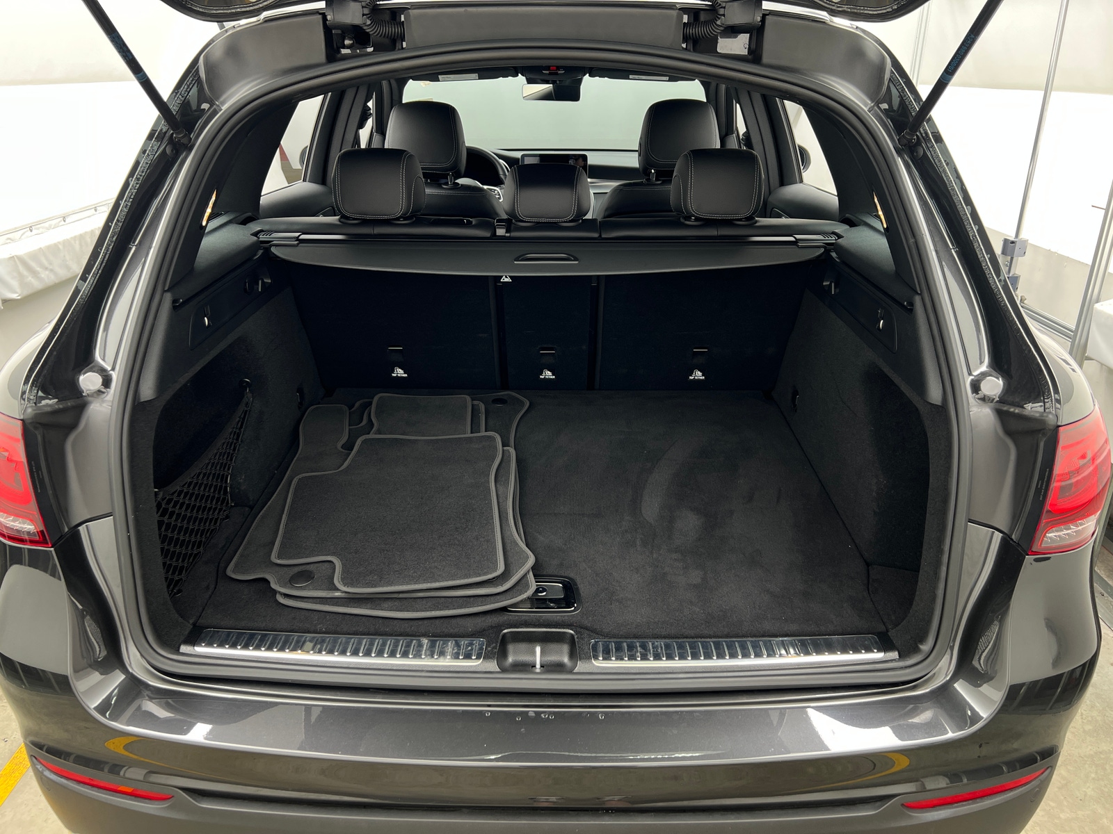 Thumbnail: 2022 Mercedes-Benz GLC - 6