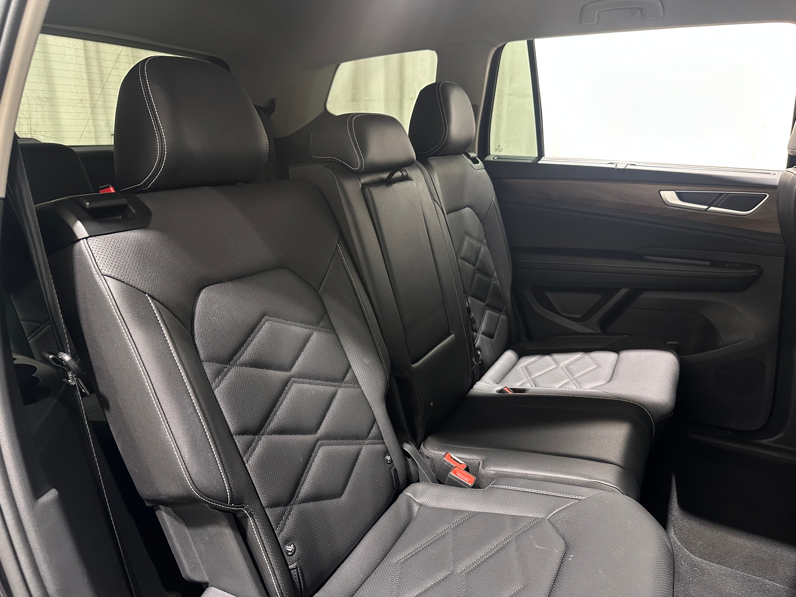 Thumbnail: 2026 Volkswagen Atlas - 5