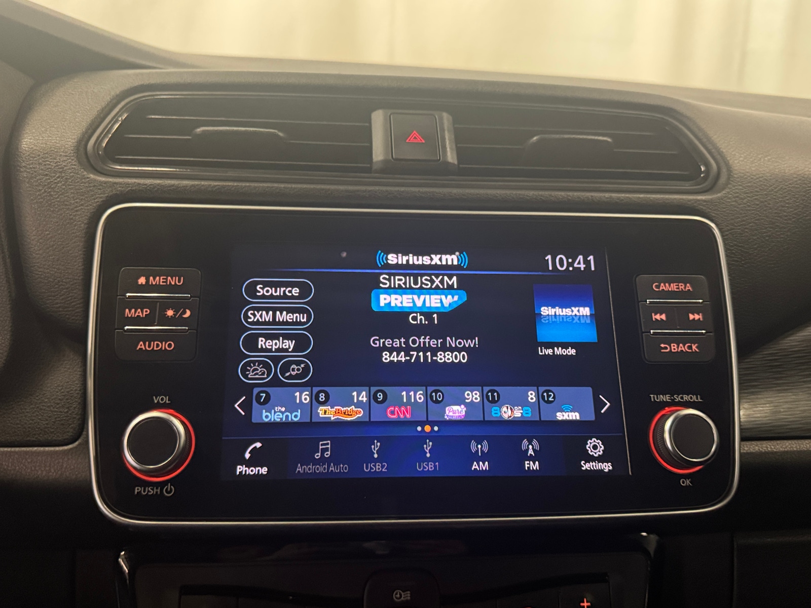 Thumbnail: 2023 Nissan Leaf - 4