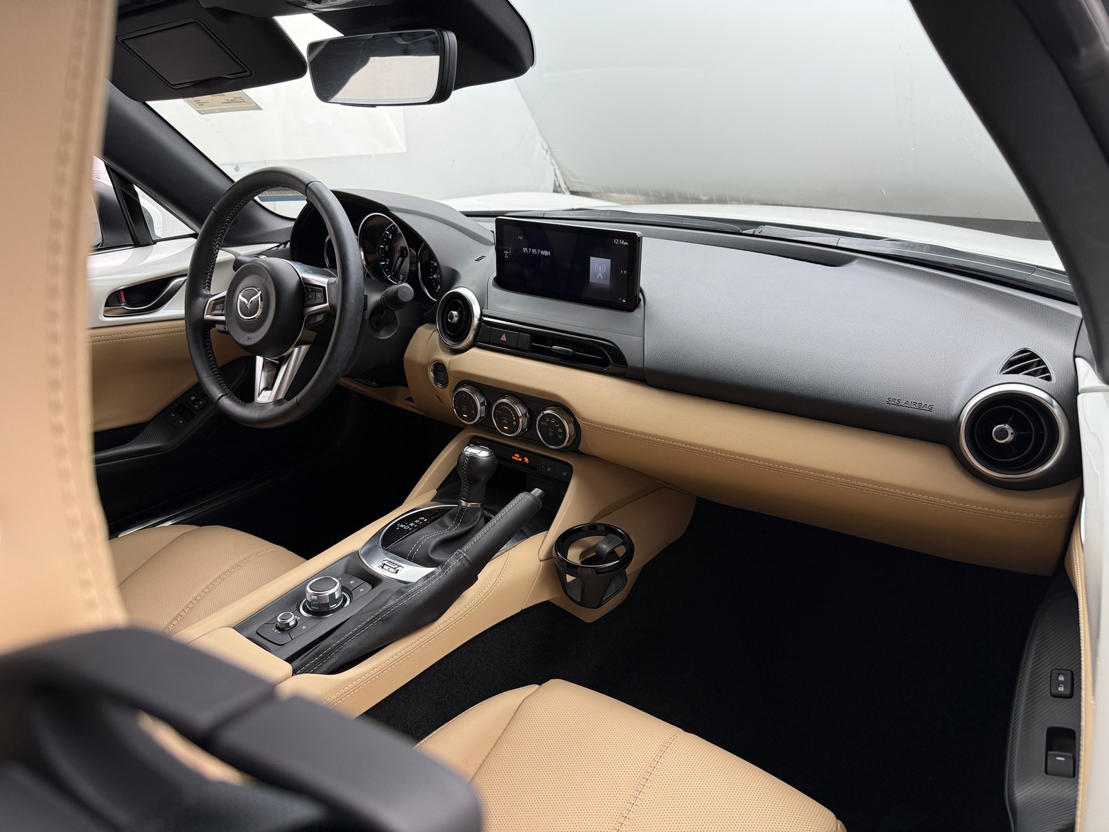 Thumbnail: 2024 Mazda MX-5 Miata - 2