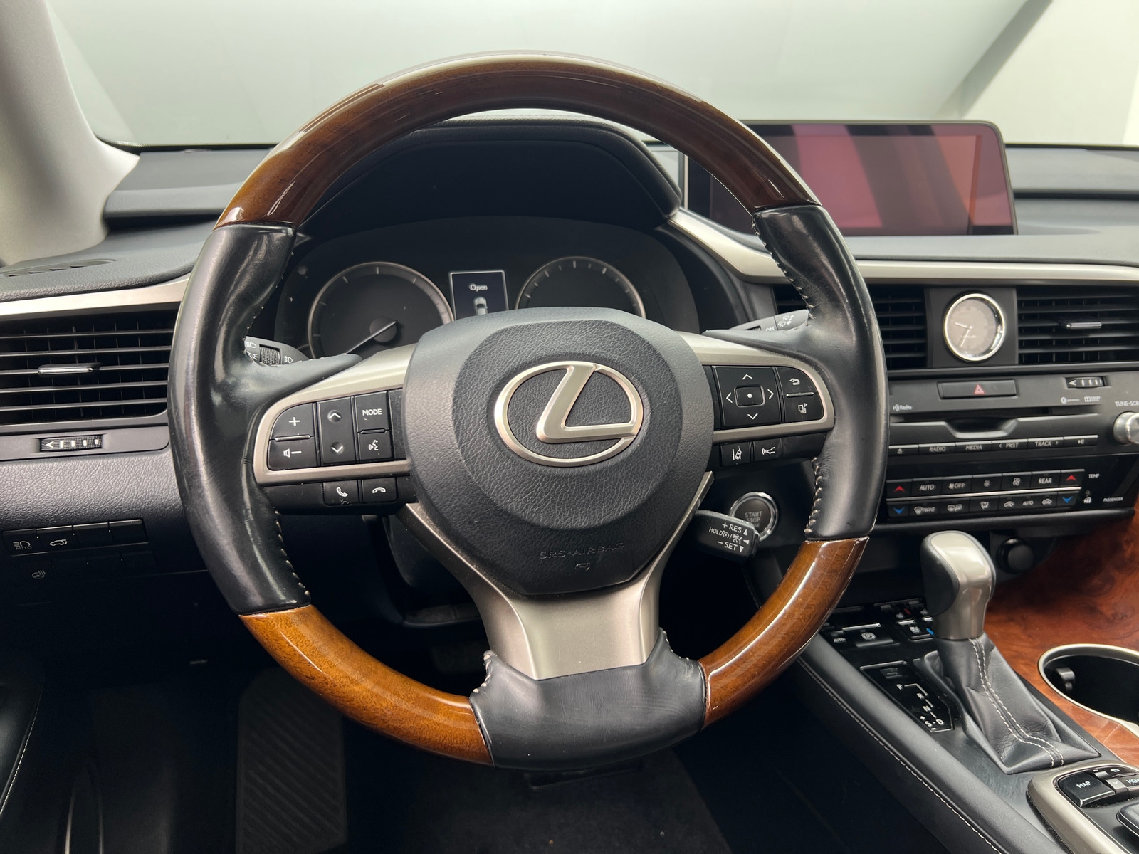 Thumbnail: 2018 Lexus RX - 4