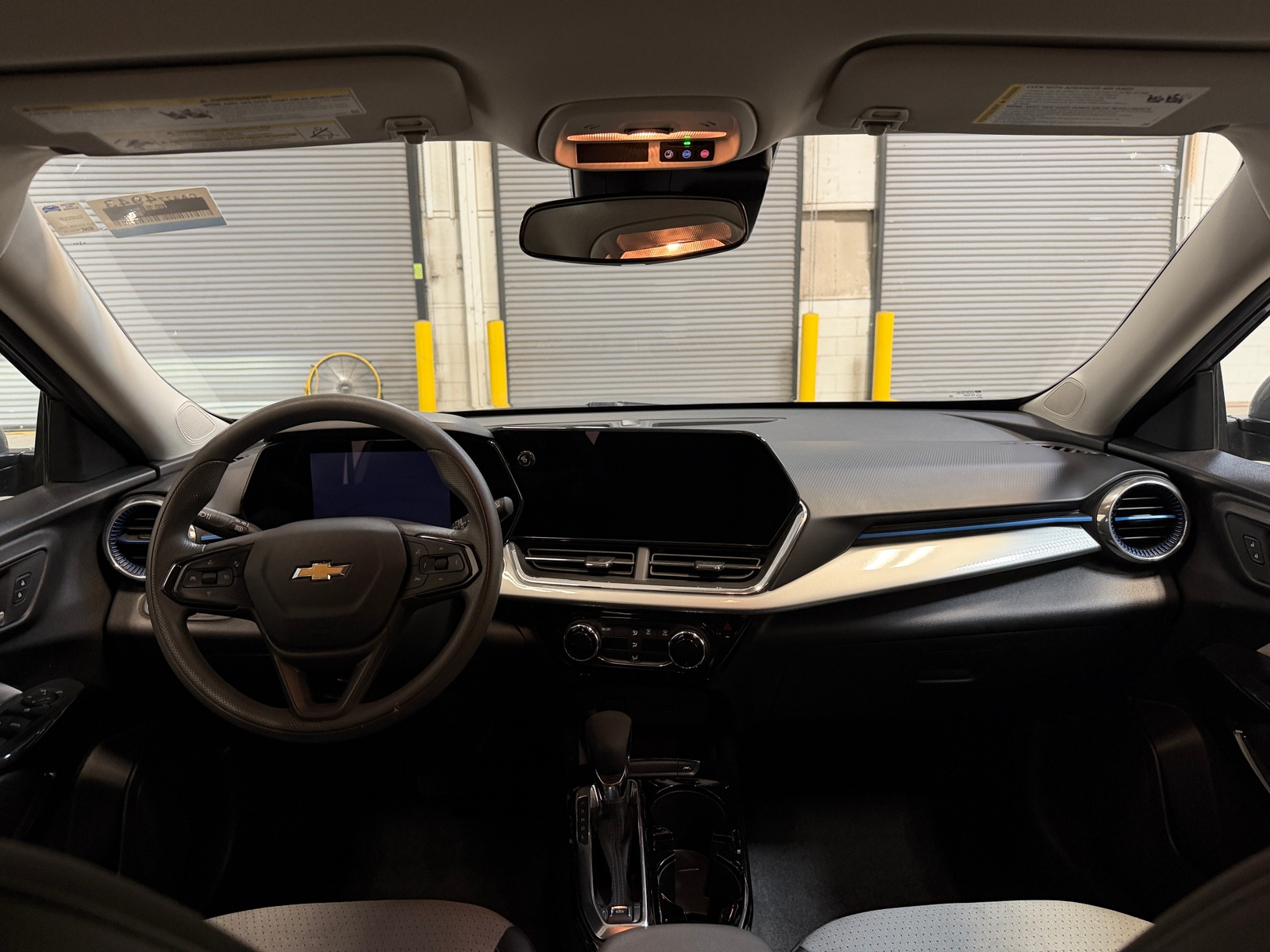 Thumbnail: 2025 Chevrolet Trax - 2