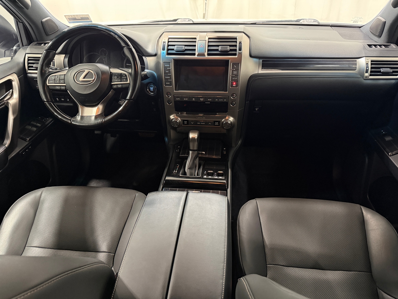 Thumbnail: 2021 Lexus GX - 2