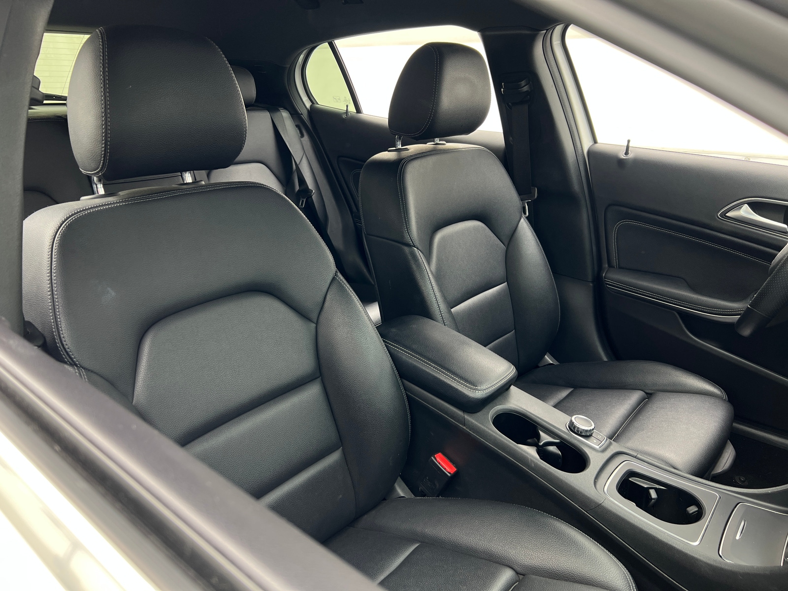 Thumbnail: 2018 Mercedes-Benz GLA - 2