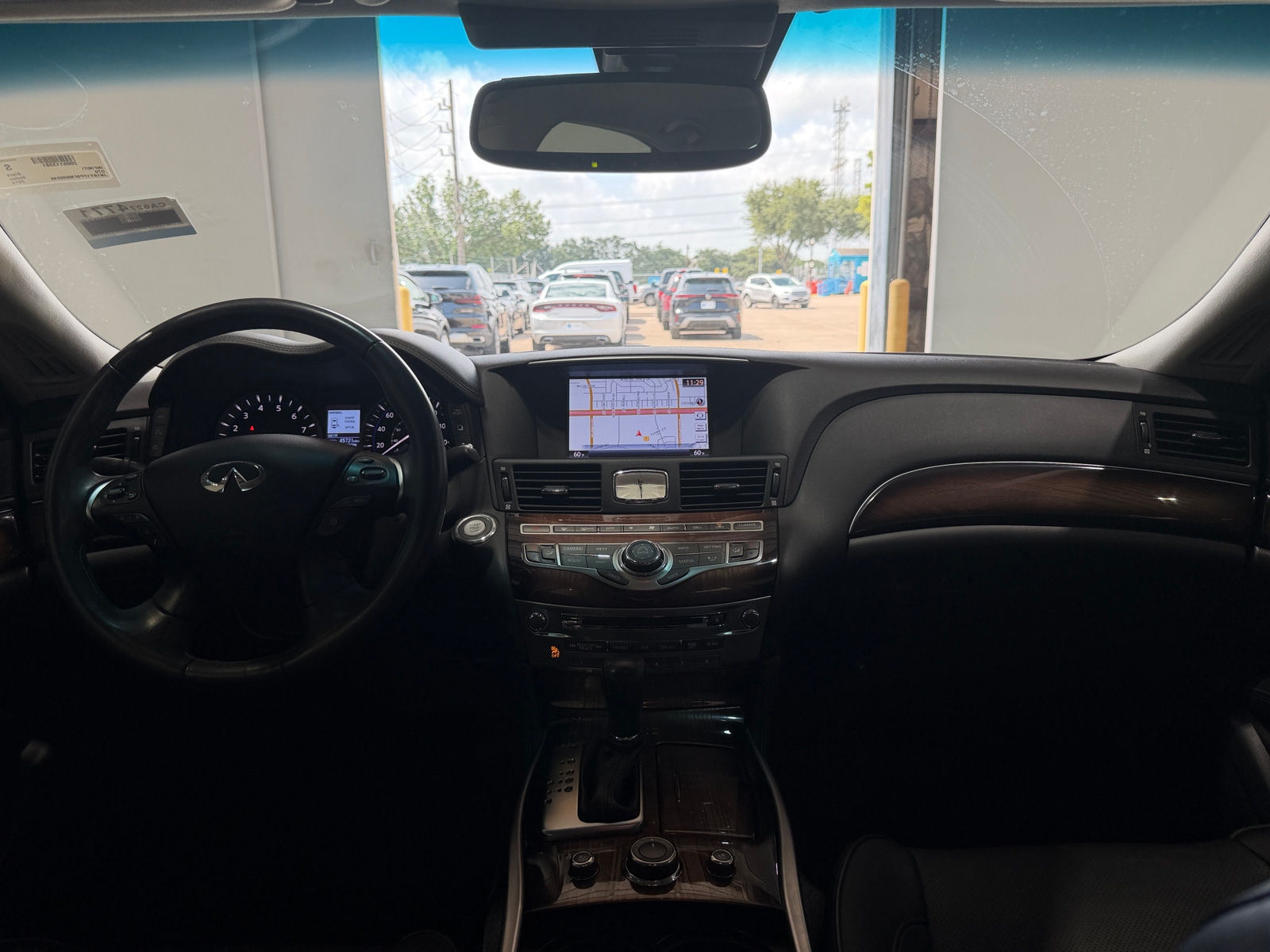 Thumbnail: 2015 INFINITI Q70 - 2