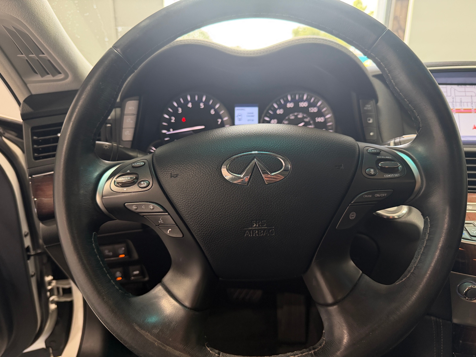 Thumbnail: 2015 INFINITI Q70 - 4