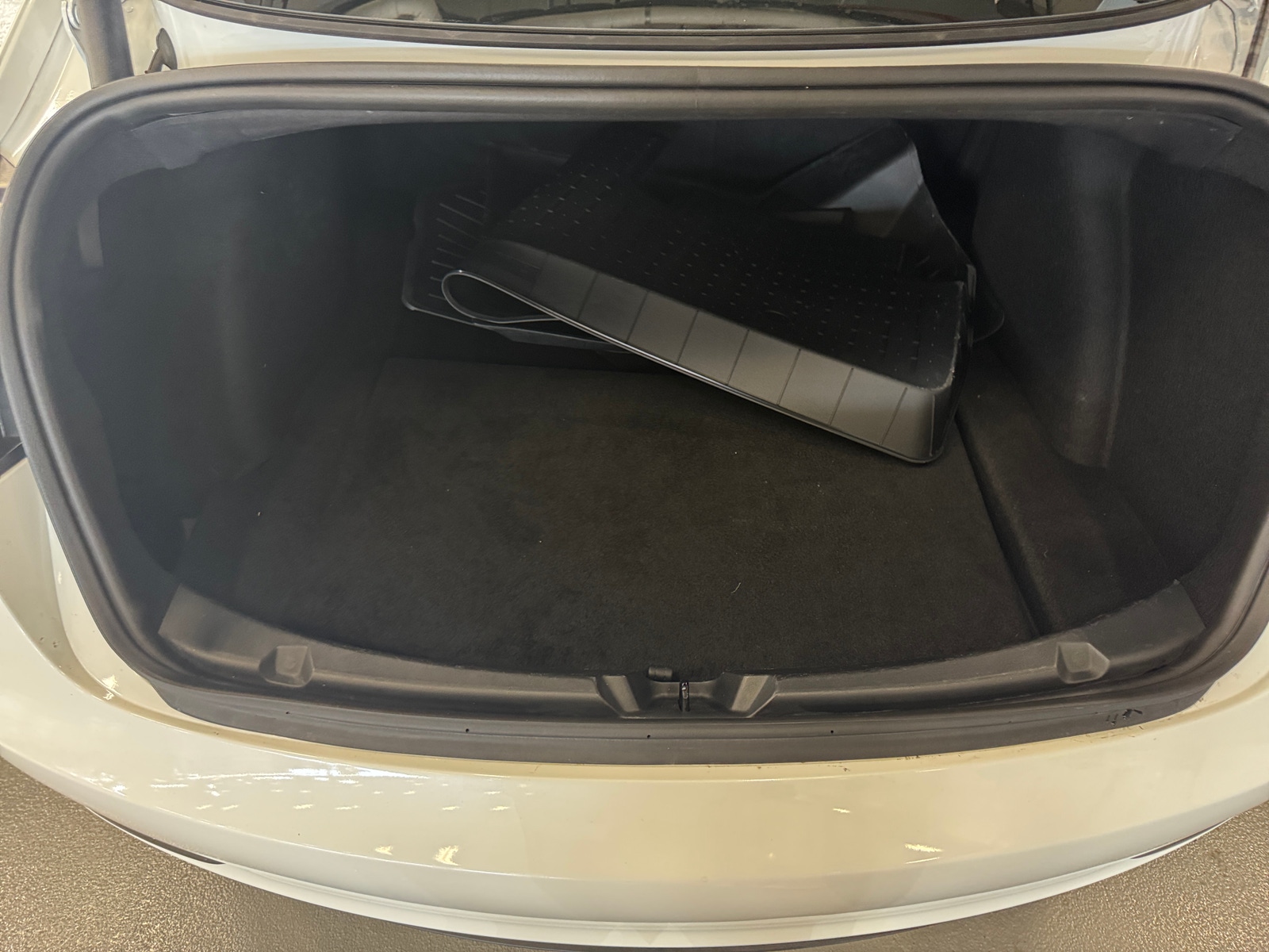 Thumbnail: 2023 Tesla Model 3 - 6
