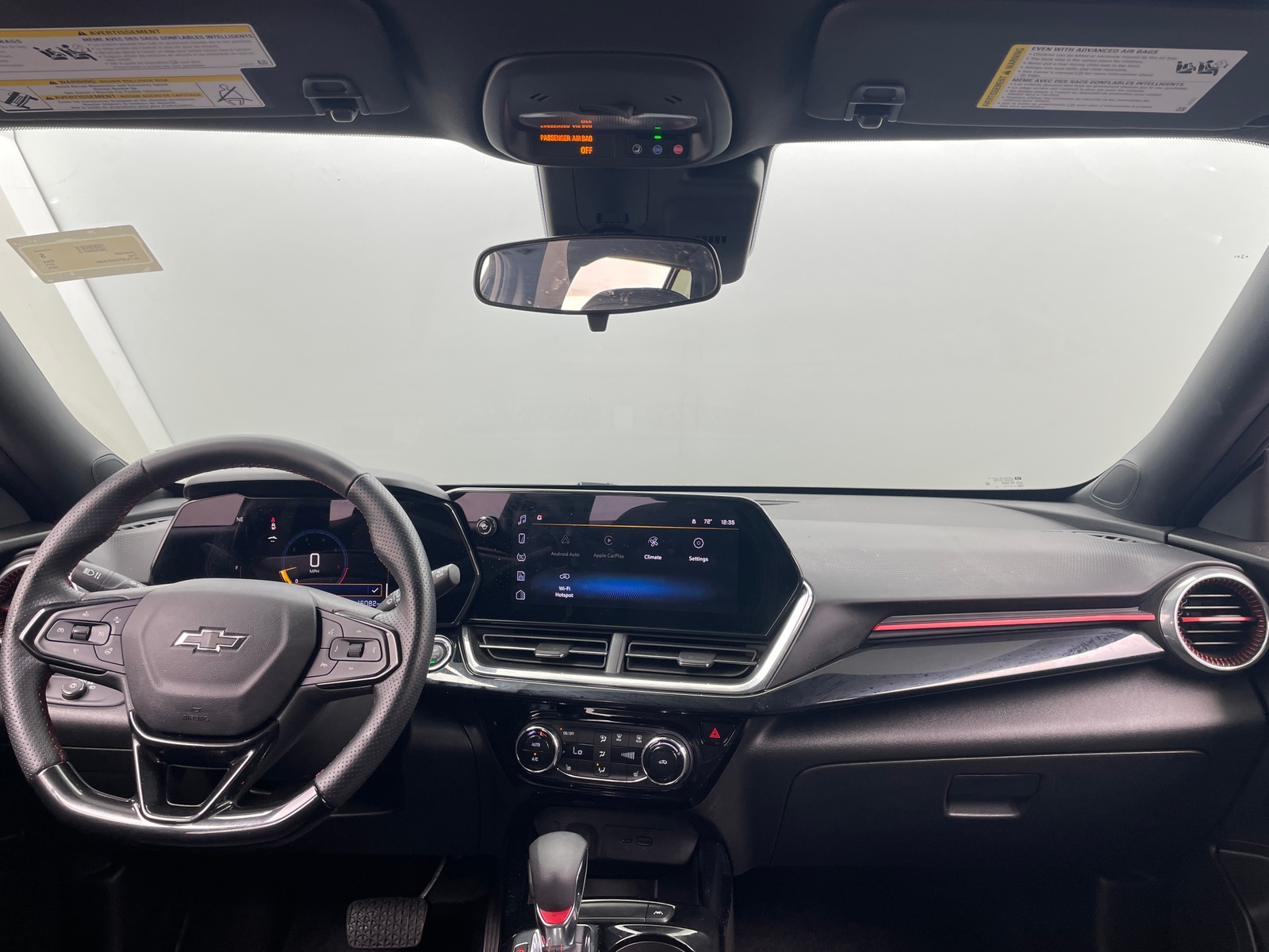 Thumbnail: 2025 Chevrolet Trax - 2