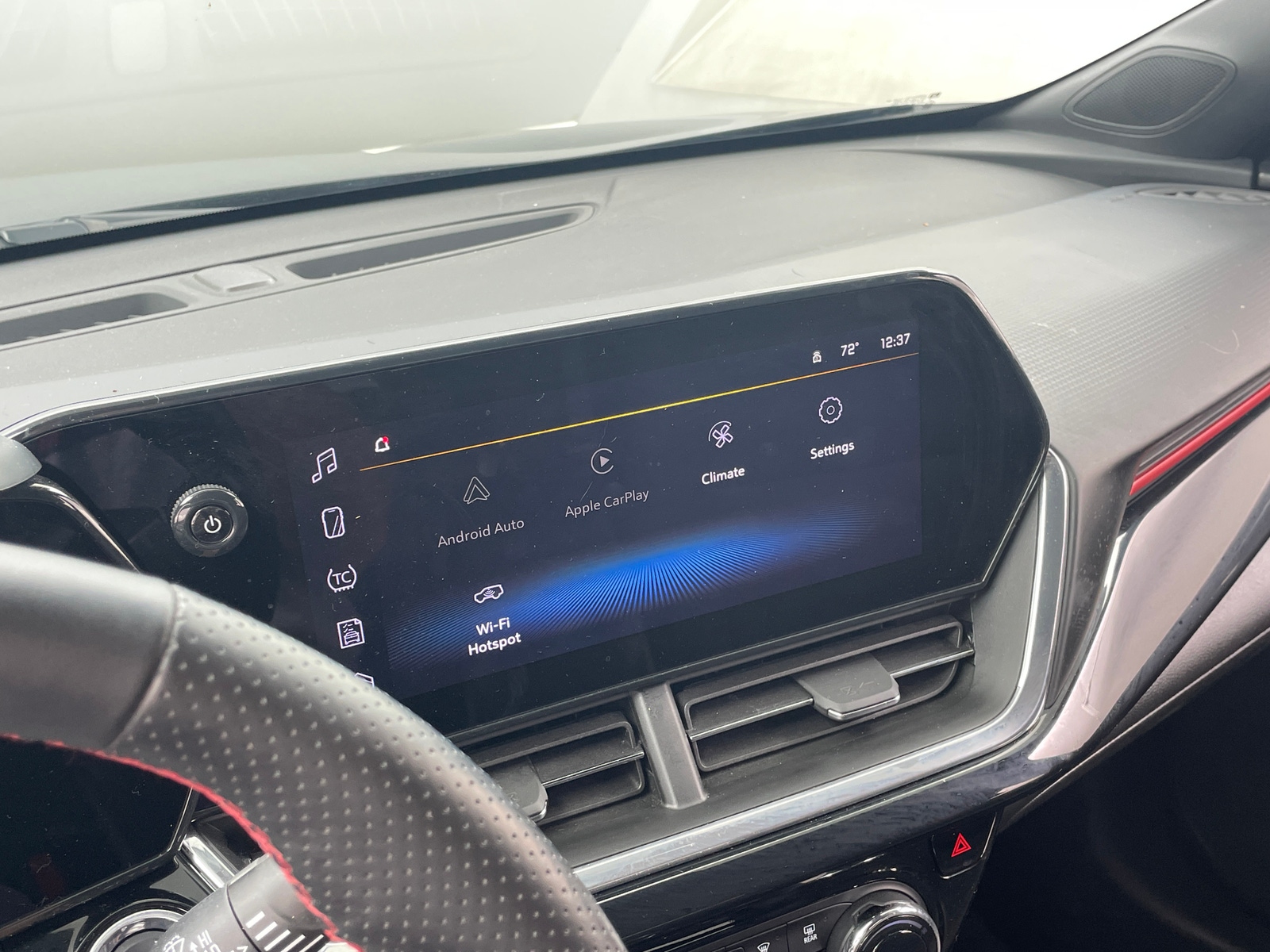 Thumbnail: 2025 Chevrolet Trax - 3