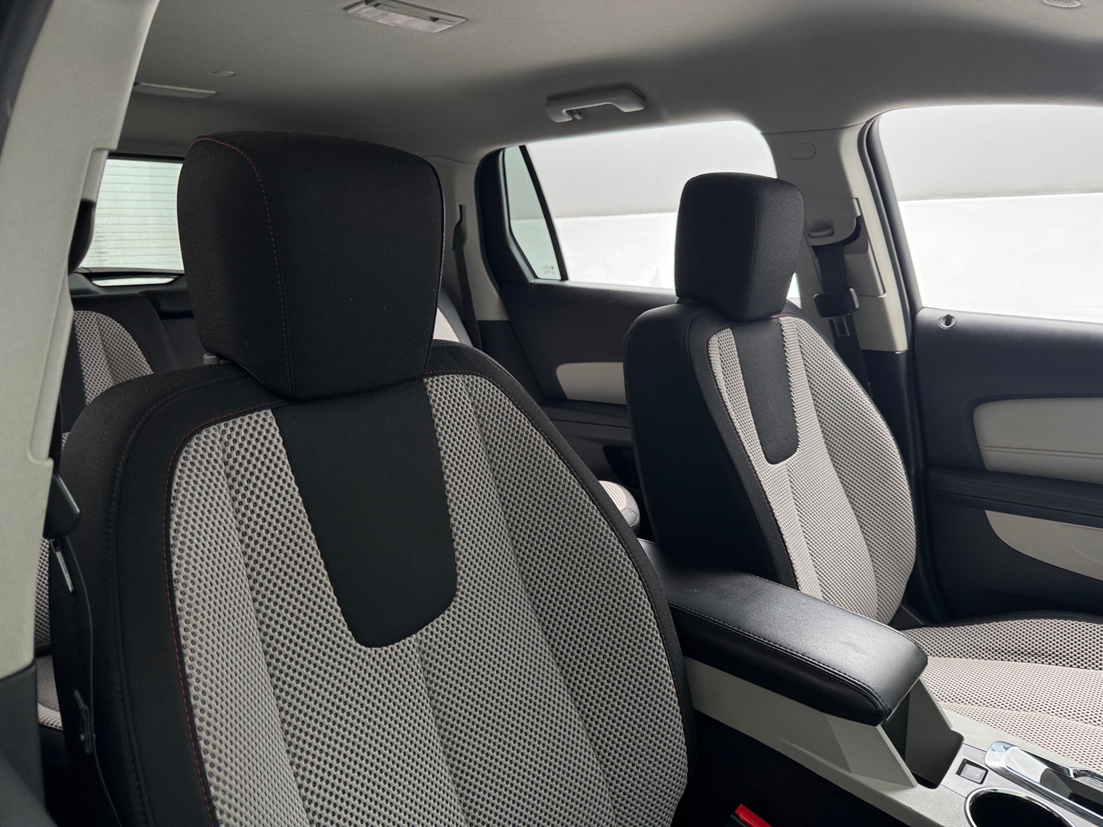 Thumbnail: 2017 GMC Terrain - 2