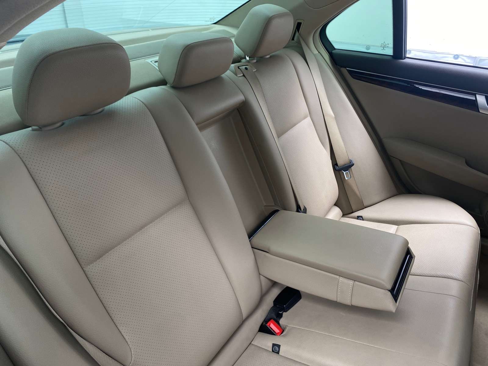 Thumbnail: 2014 Mercedes-Benz C-Class - 5