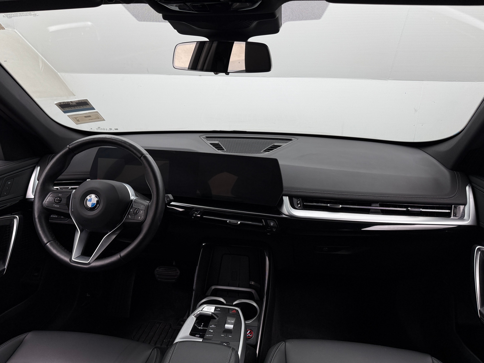 Thumbnail: 2026 BMW X1 - 2