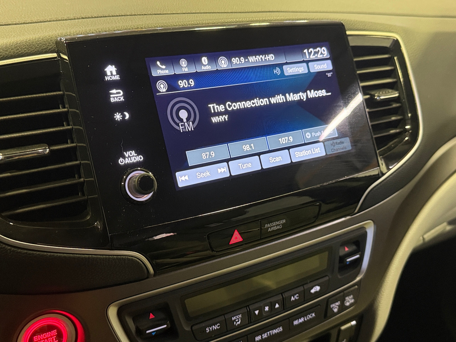 Thumbnail: 2019 Honda Pilot - 4