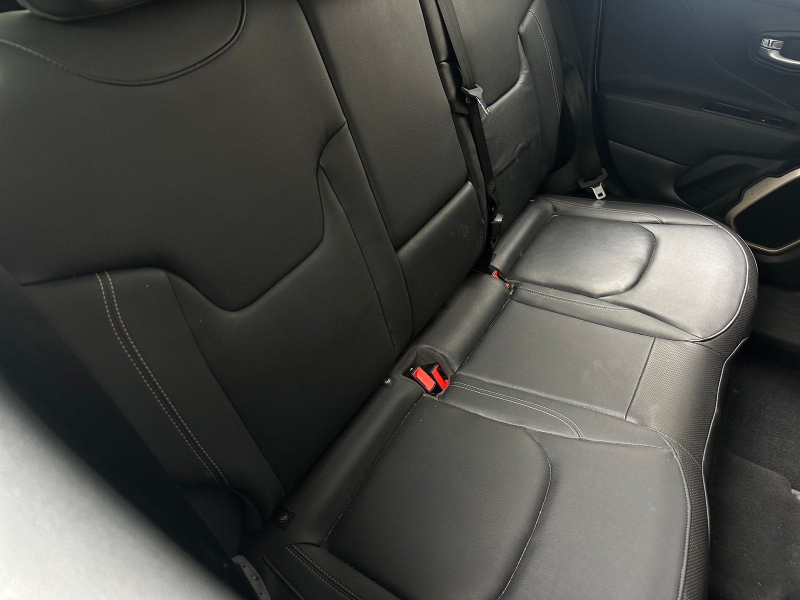 Thumbnail: 2015 Jeep Renegade - 5