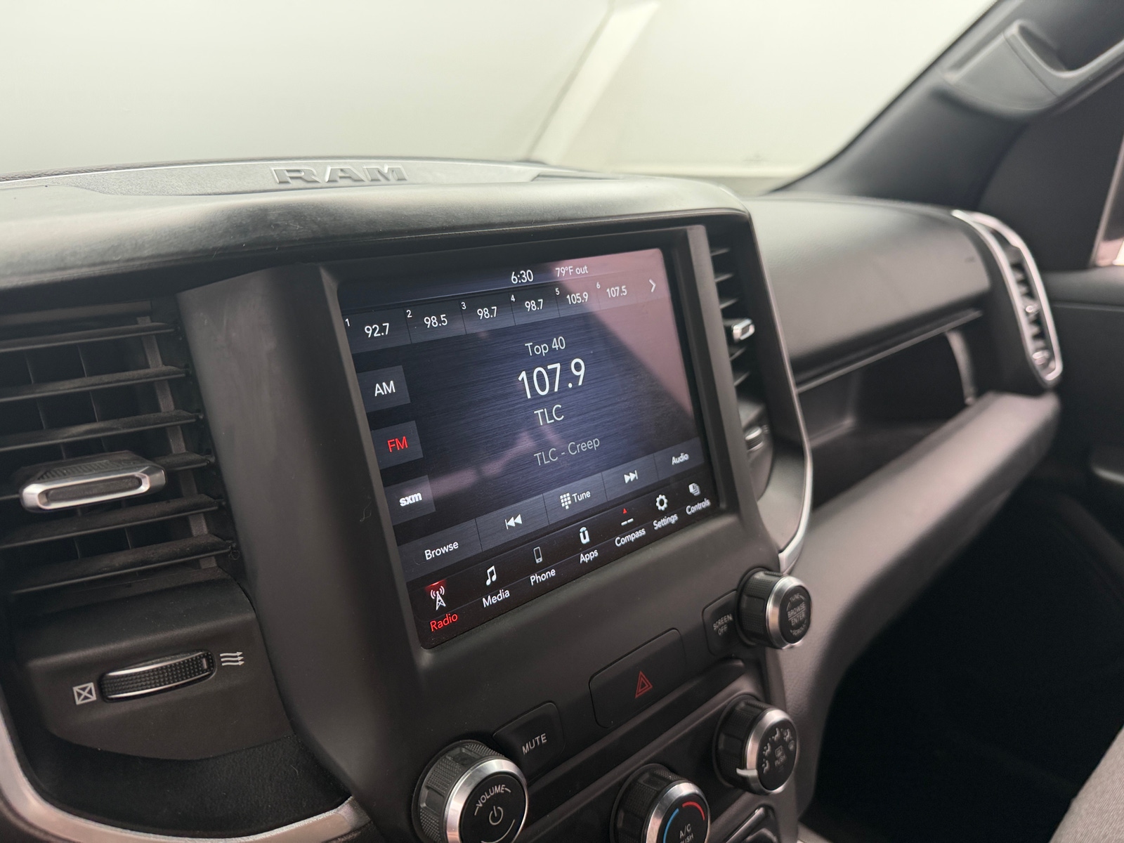 Thumbnail: 2019 RAM 1500 - 4