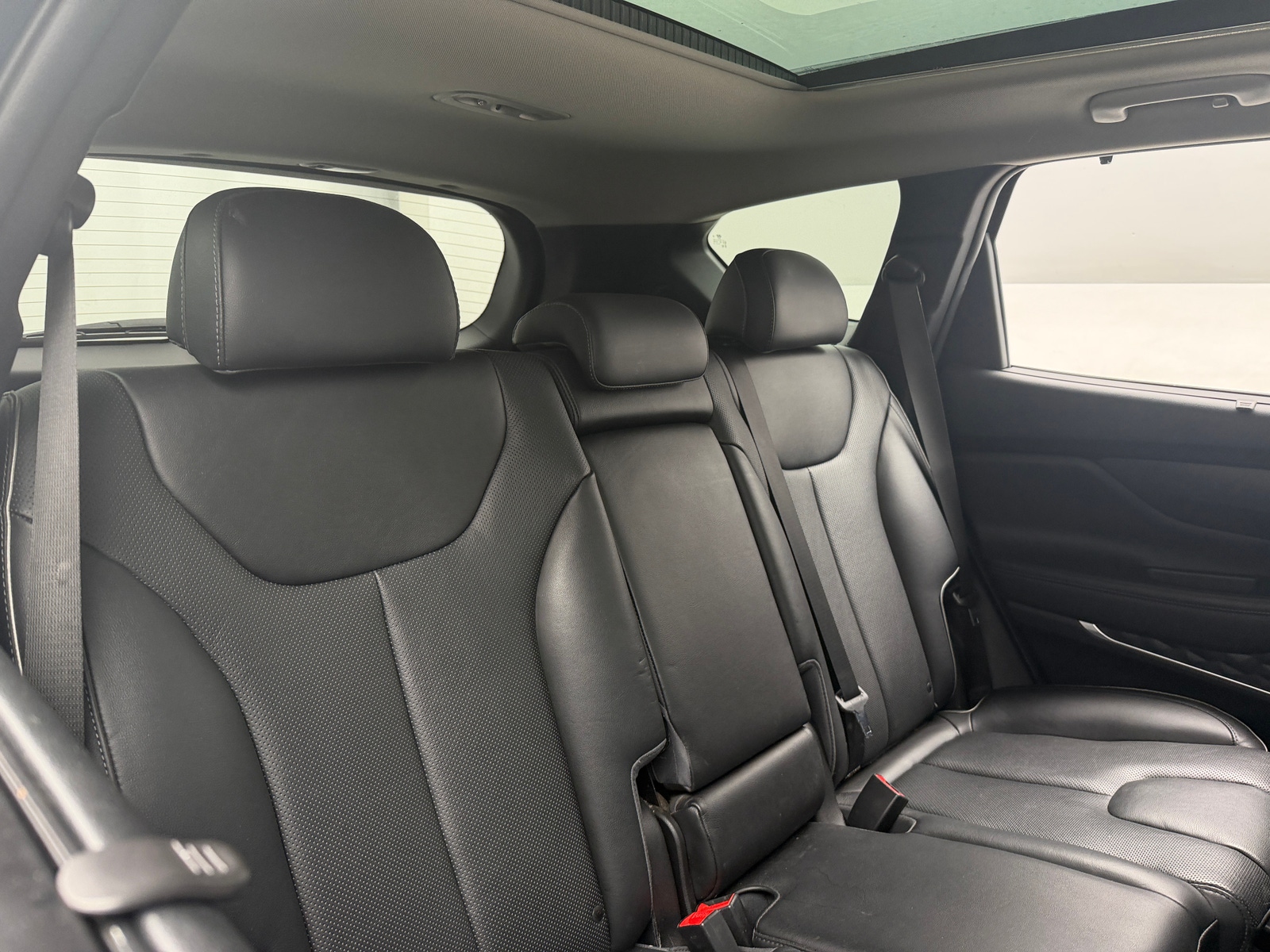 Thumbnail: 2022 Hyundai Santa Fe - 5