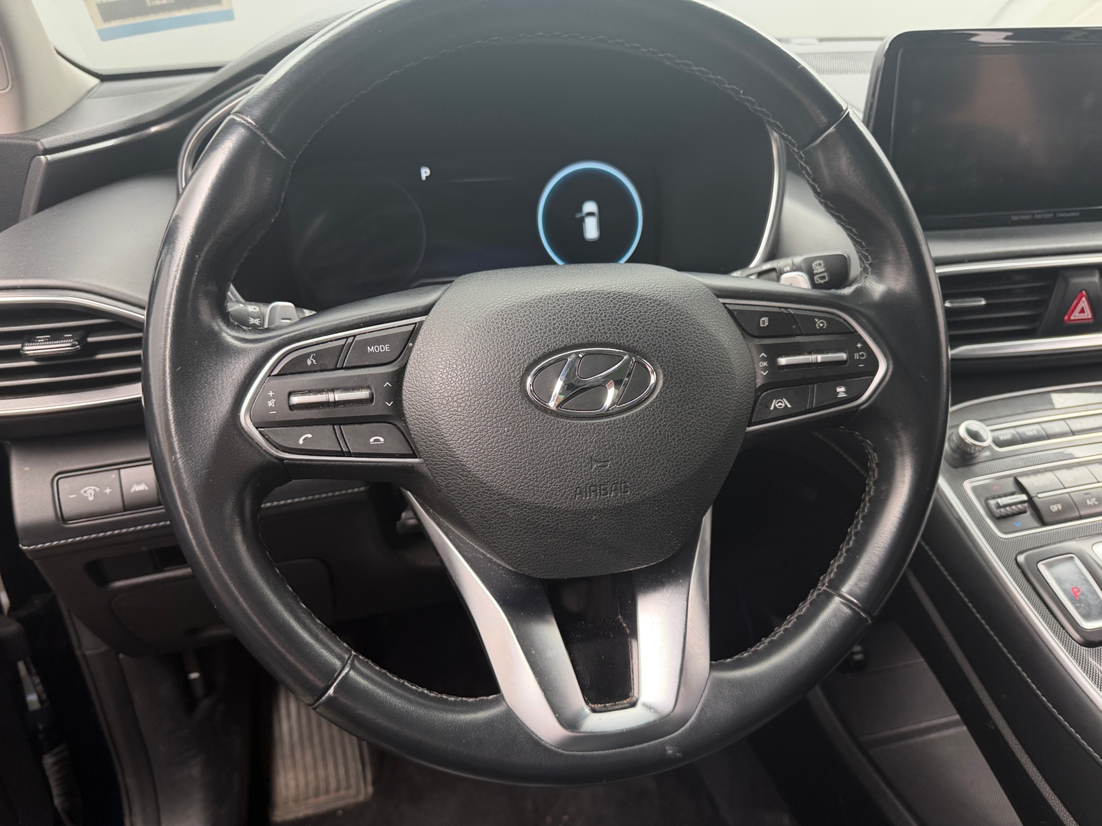 Thumbnail: 2022 Hyundai Santa Fe - 4