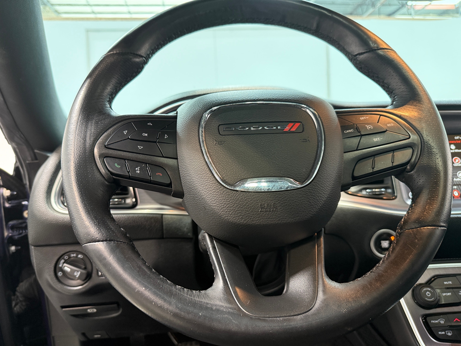 Thumbnail: 2017 Dodge Challenger - 3