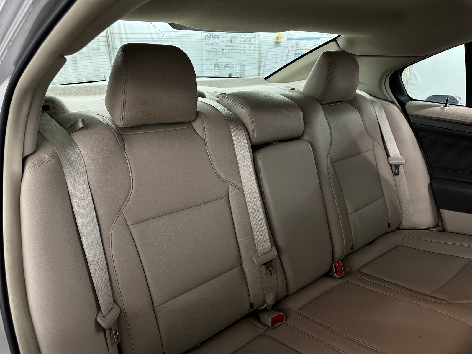 Thumbnail: 2012 Ford Taurus - 6