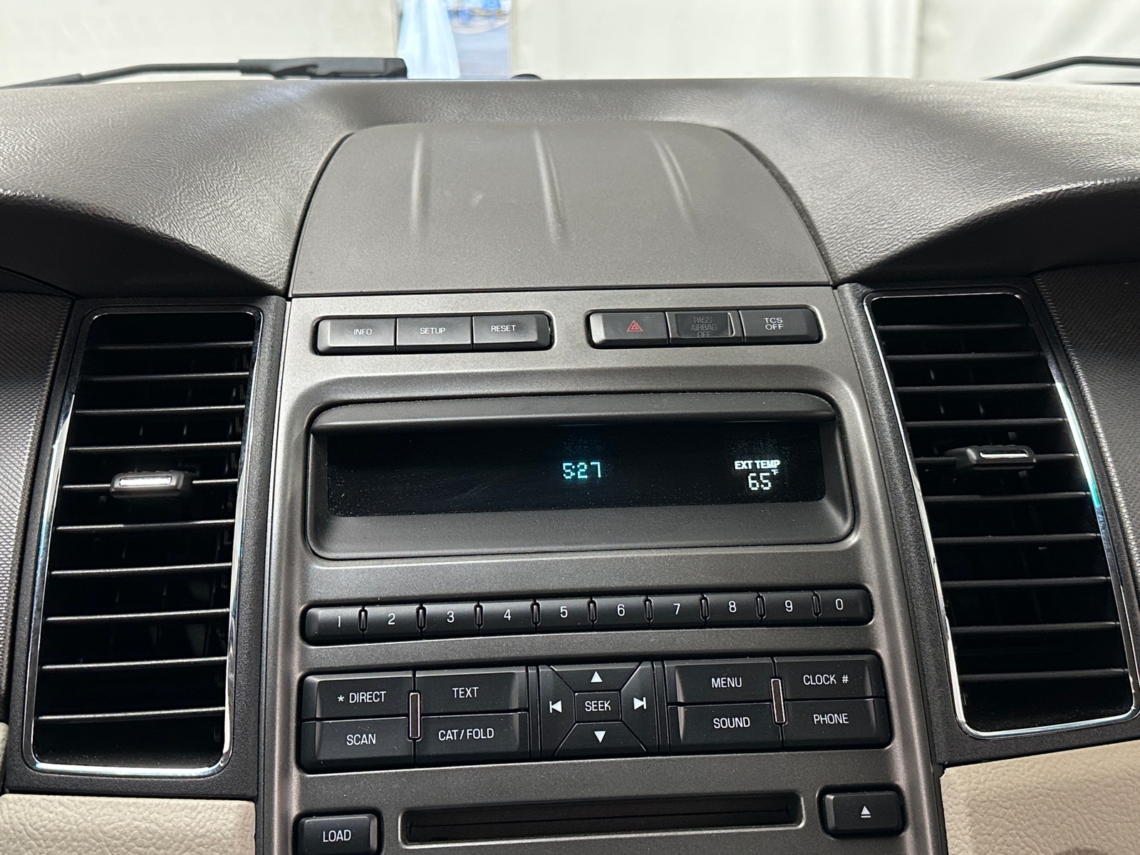 Thumbnail: 2012 Ford Taurus - 4