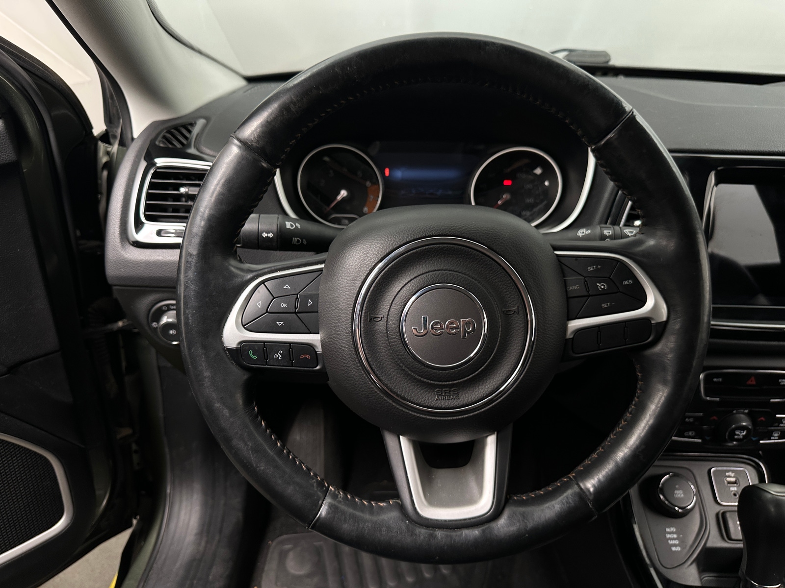 Thumbnail: 2018 Jeep Compass - 4