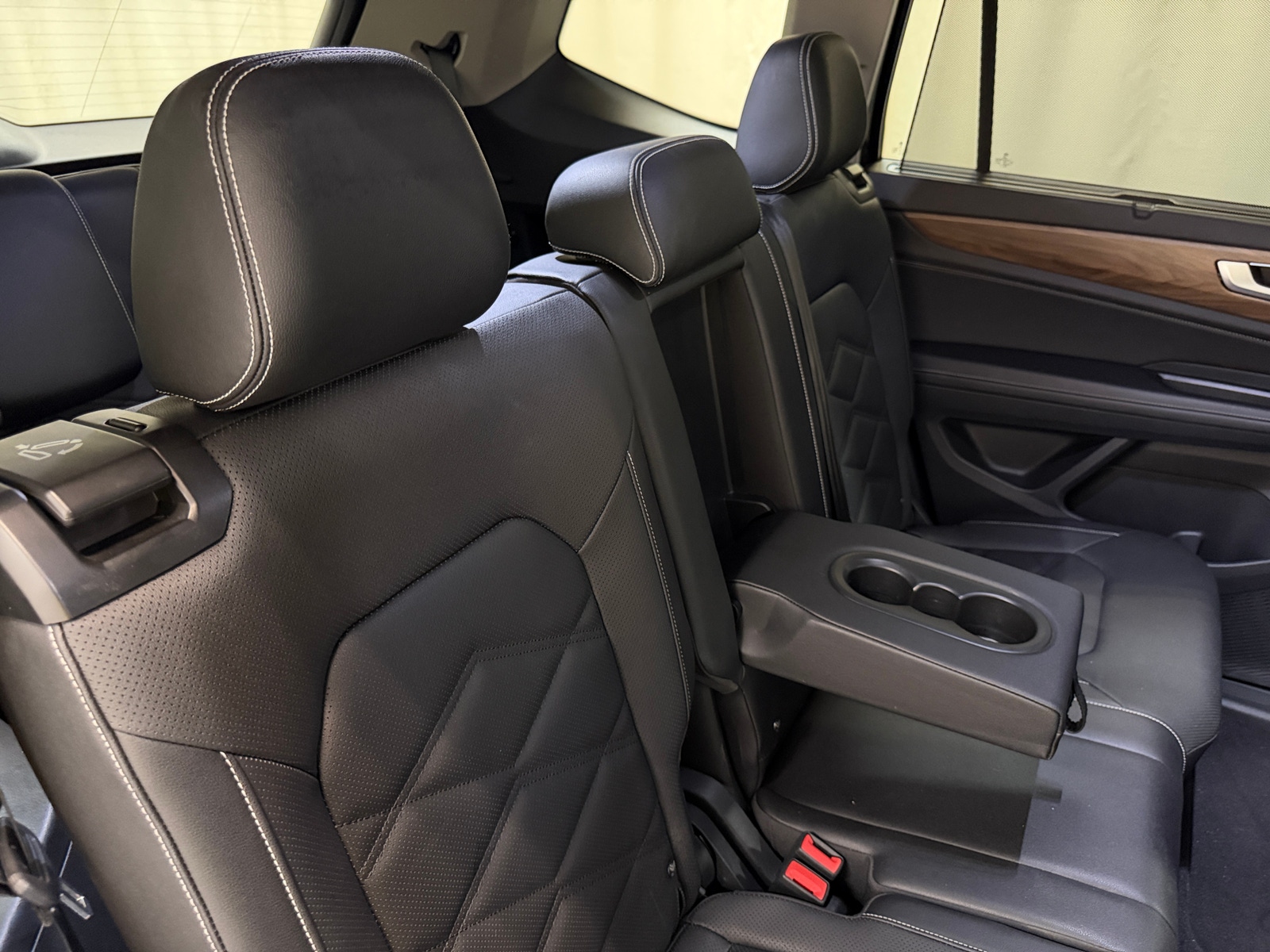 Thumbnail: 2026 Volkswagen Atlas - 5