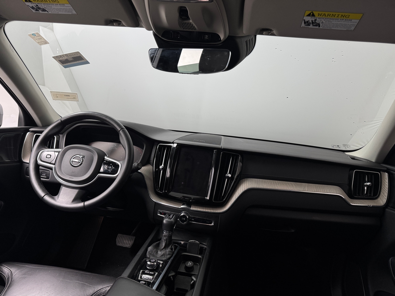 Thumbnail: 2021 Volvo XC60 - 2