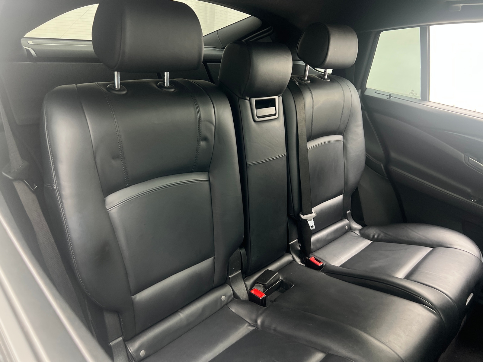 Thumbnail: 2013 BMW 5 Series - 5