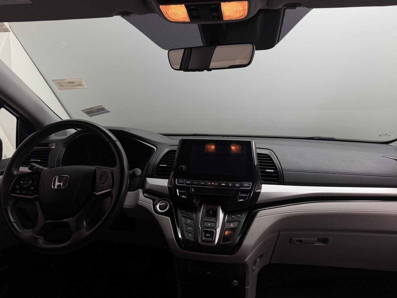 Thumbnail: 2019 Honda Odyssey - 2