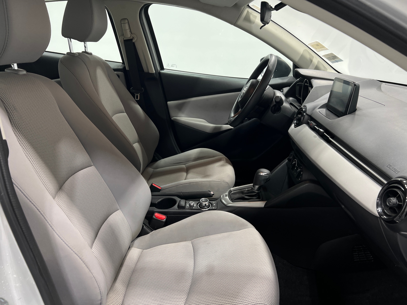 Thumbnail: 2019 Toyota Yaris - 2