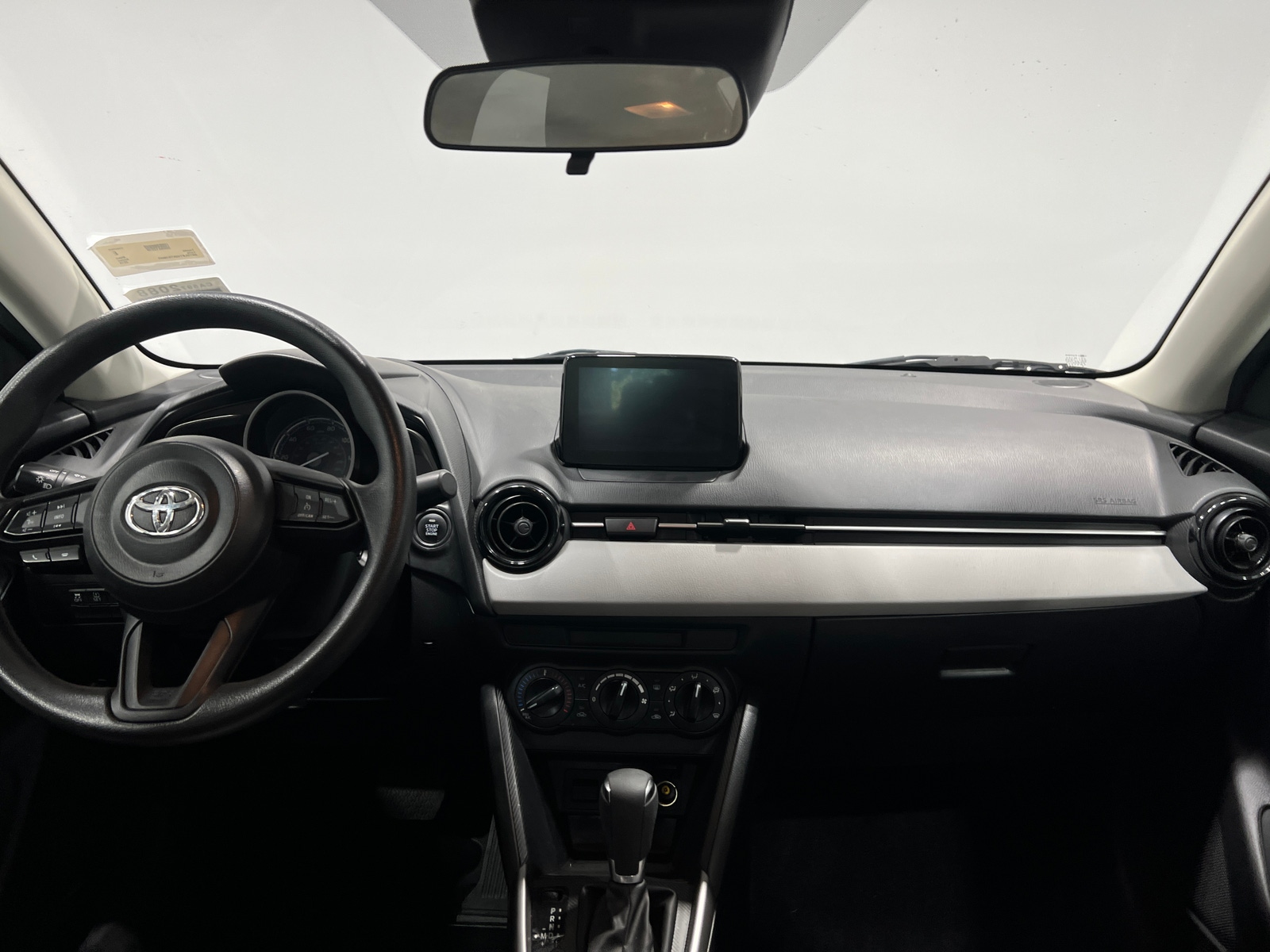 Thumbnail: 2019 Toyota Yaris - 3