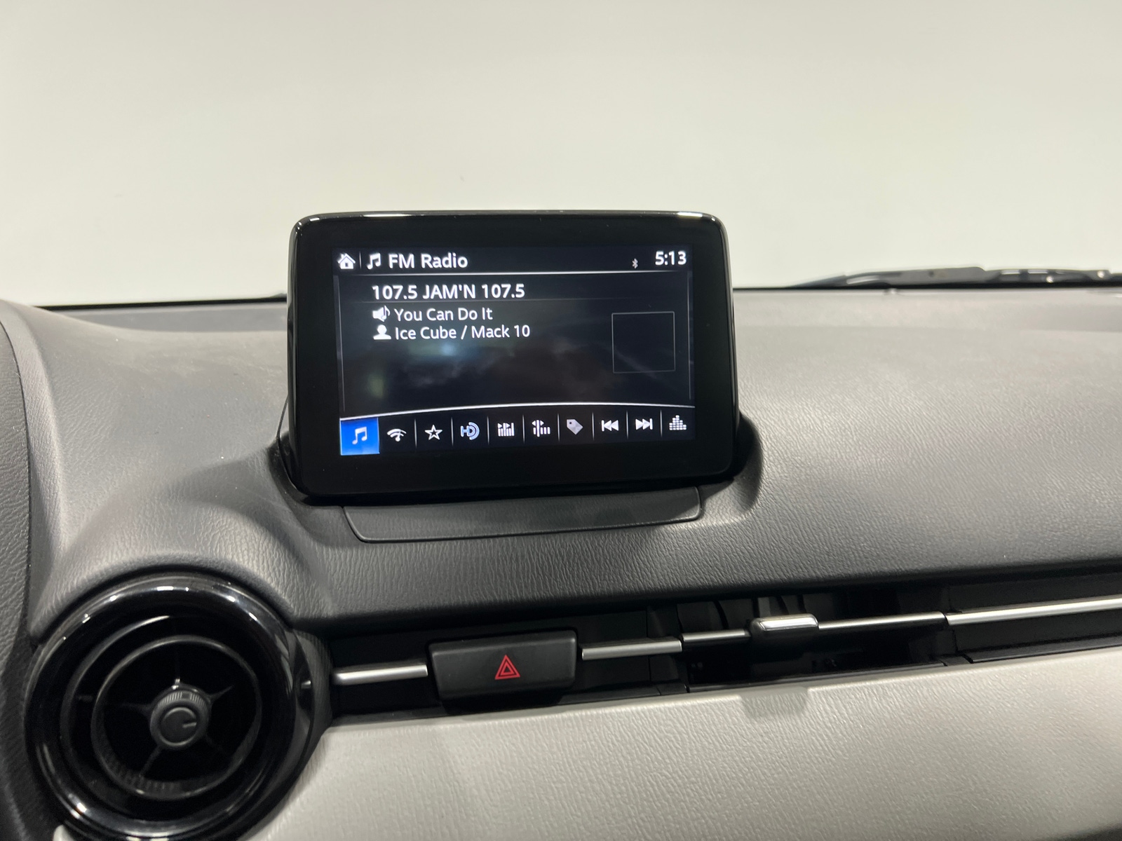 Thumbnail: 2019 Toyota Yaris - 4