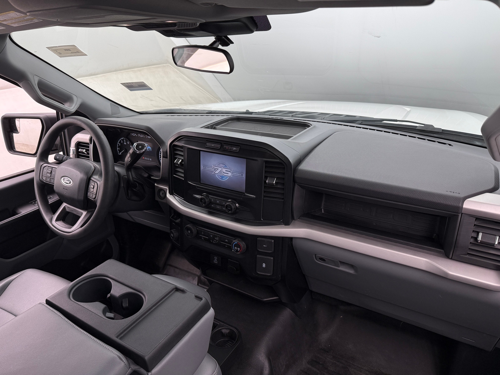 Thumbnail: 2023 Ford Econoline - 3