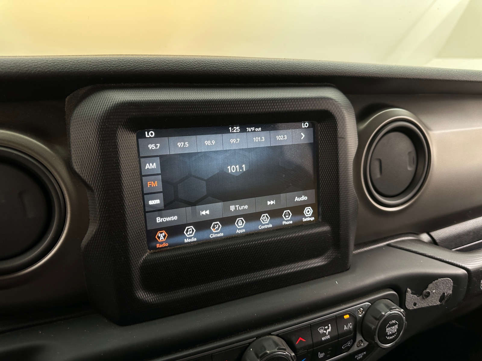 Thumbnail: 2018 Jeep Wrangler - 4