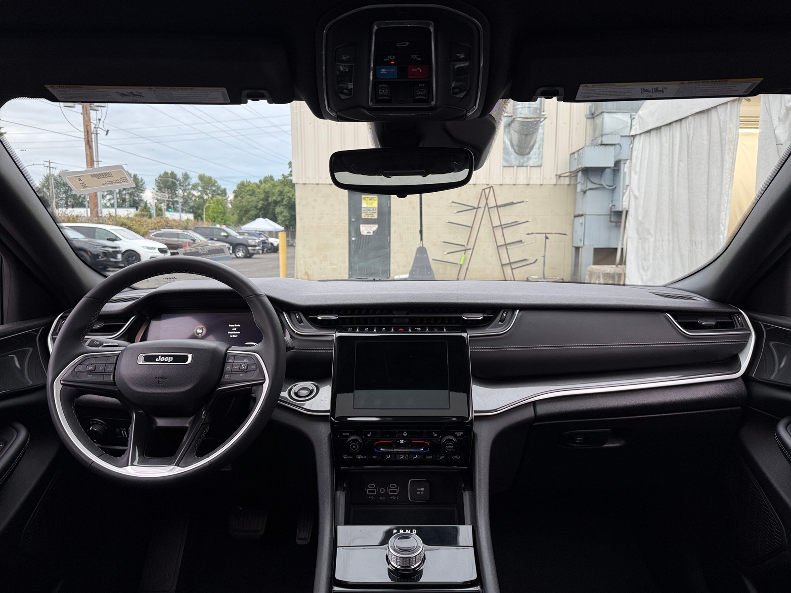 Thumbnail: 2023 Jeep Grand Cherokee L - 2