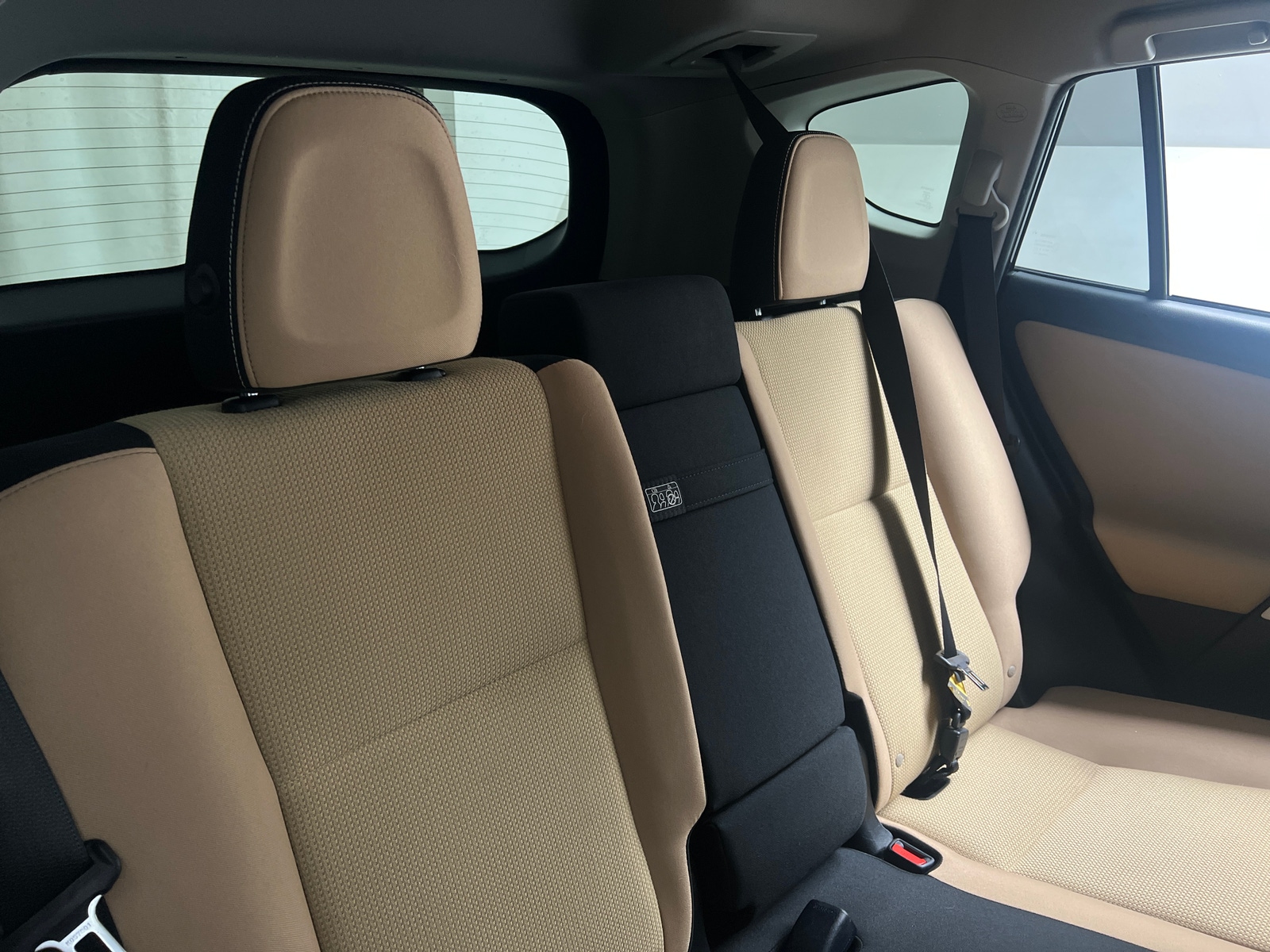 Thumbnail: 2017 Toyota RAV4 - 6
