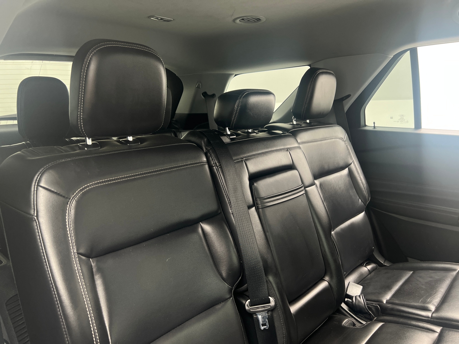 Thumbnail: 2021 Ford Explorer - 5
