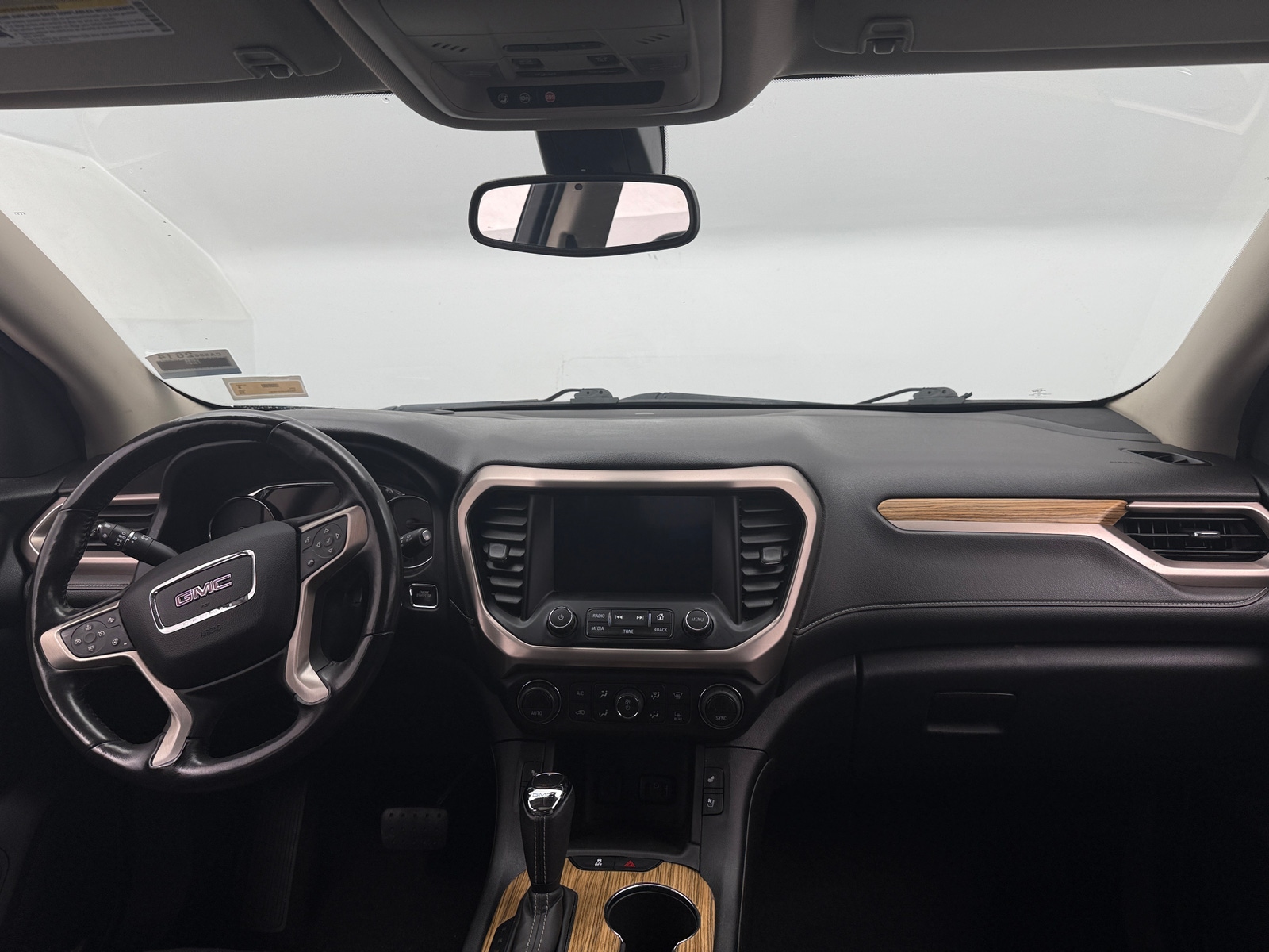 Thumbnail: 2018 GMC Acadia - 2