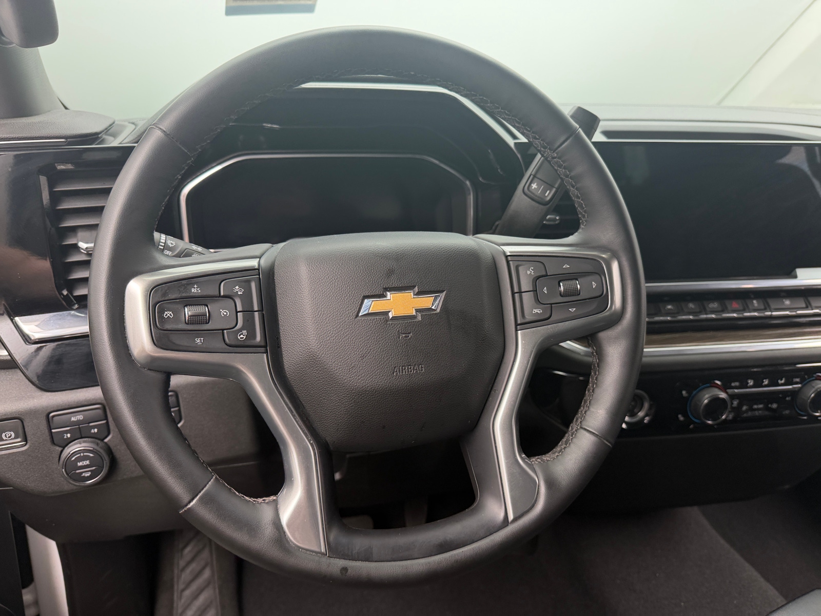 Thumbnail: 2024 Chevrolet Silverado 1500 - 5