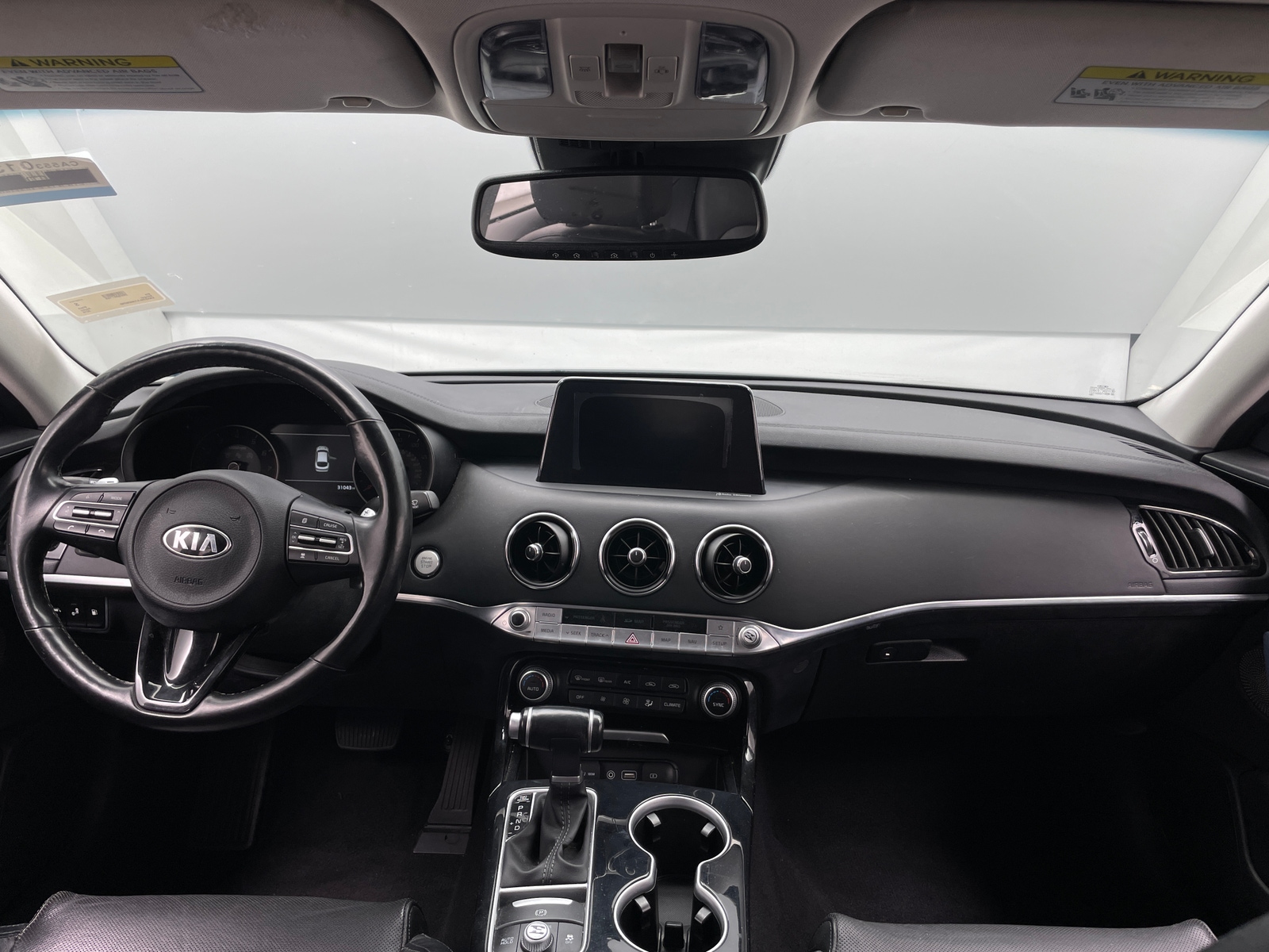 Thumbnail: 2018 Kia Stinger - 2
