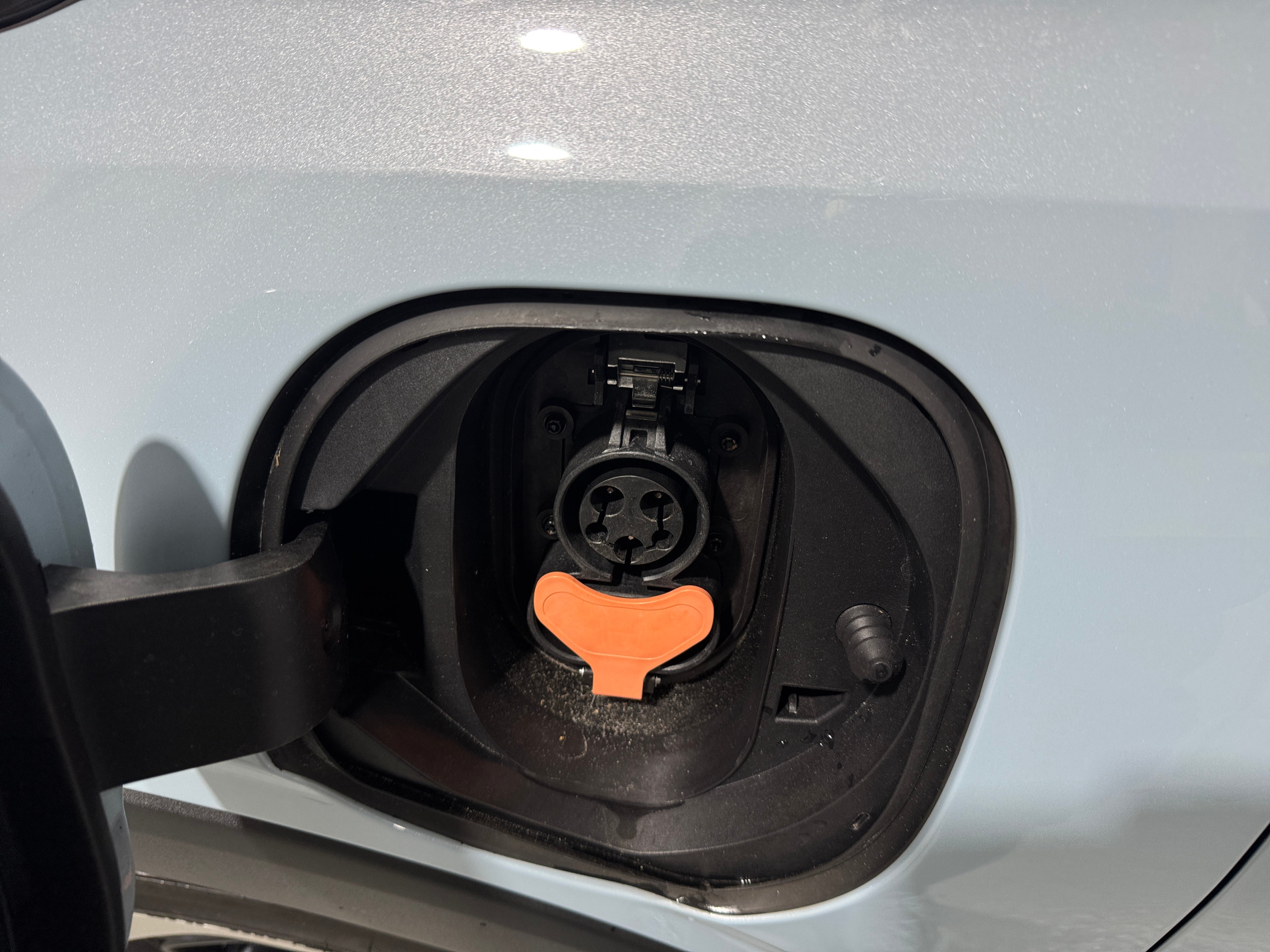 Used 2023 Chevrolet Bolt EUV Premier with VIN 1G1FZ6S00P4137824 for sale in Pewaukee, WI