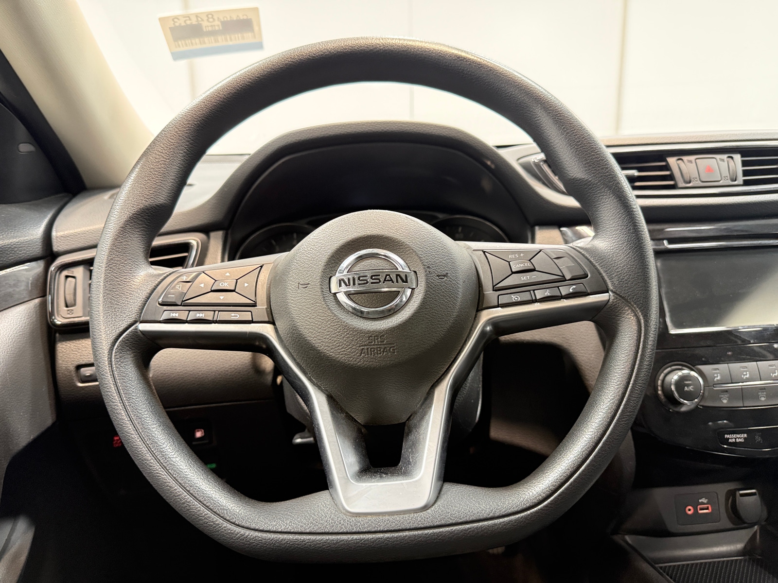 Thumbnail: 2020 Nissan Rogue - 5