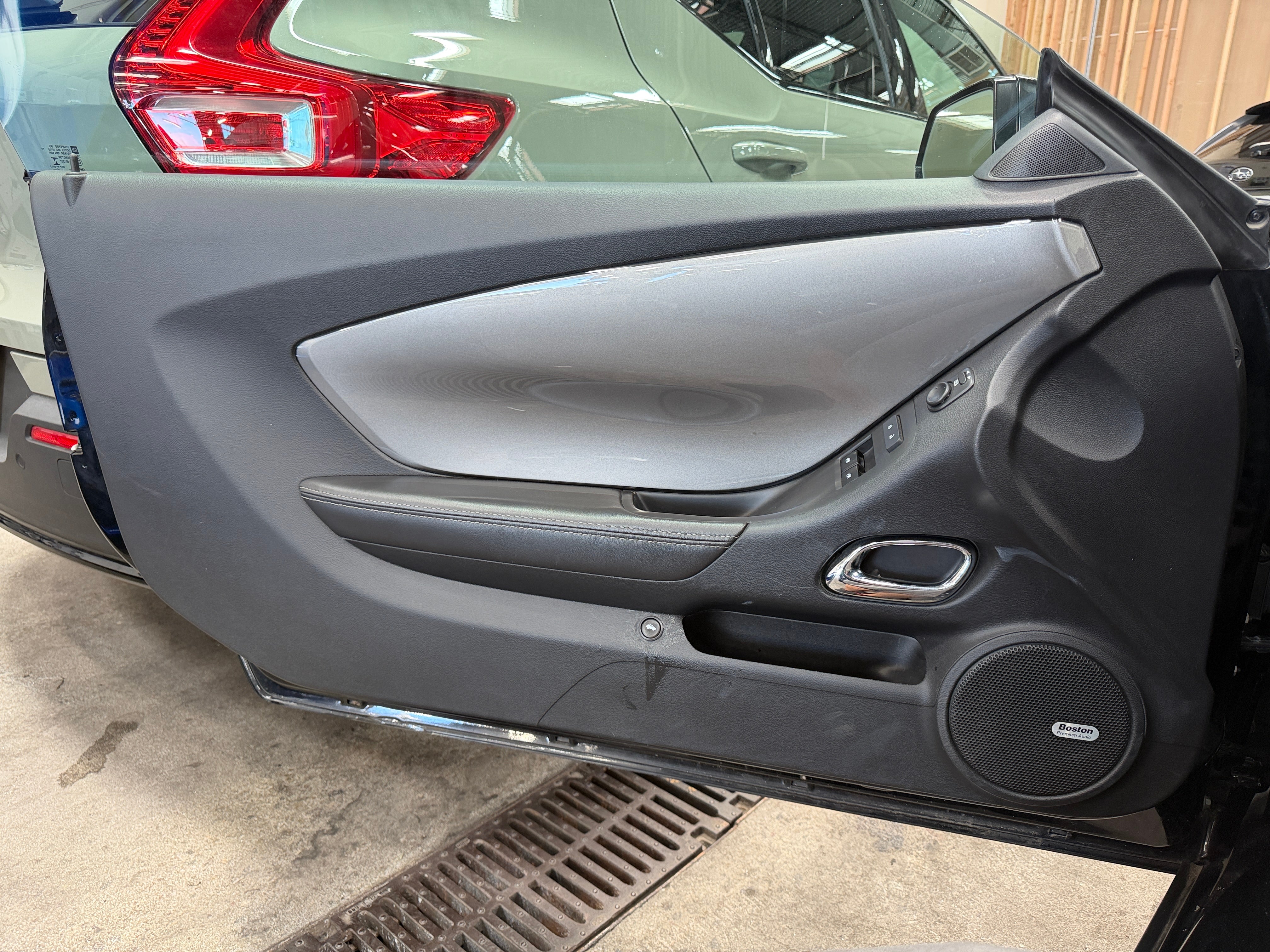 2015 Chevrolet Camaro 2SS - Photo 8