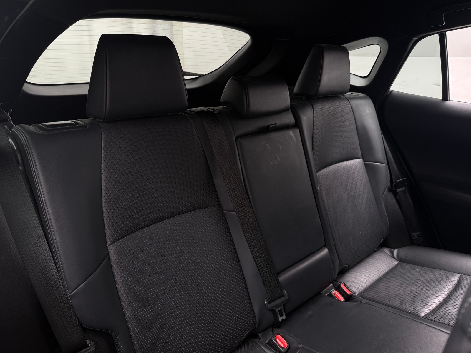 Thumbnail: 2021 Toyota Venza - 6