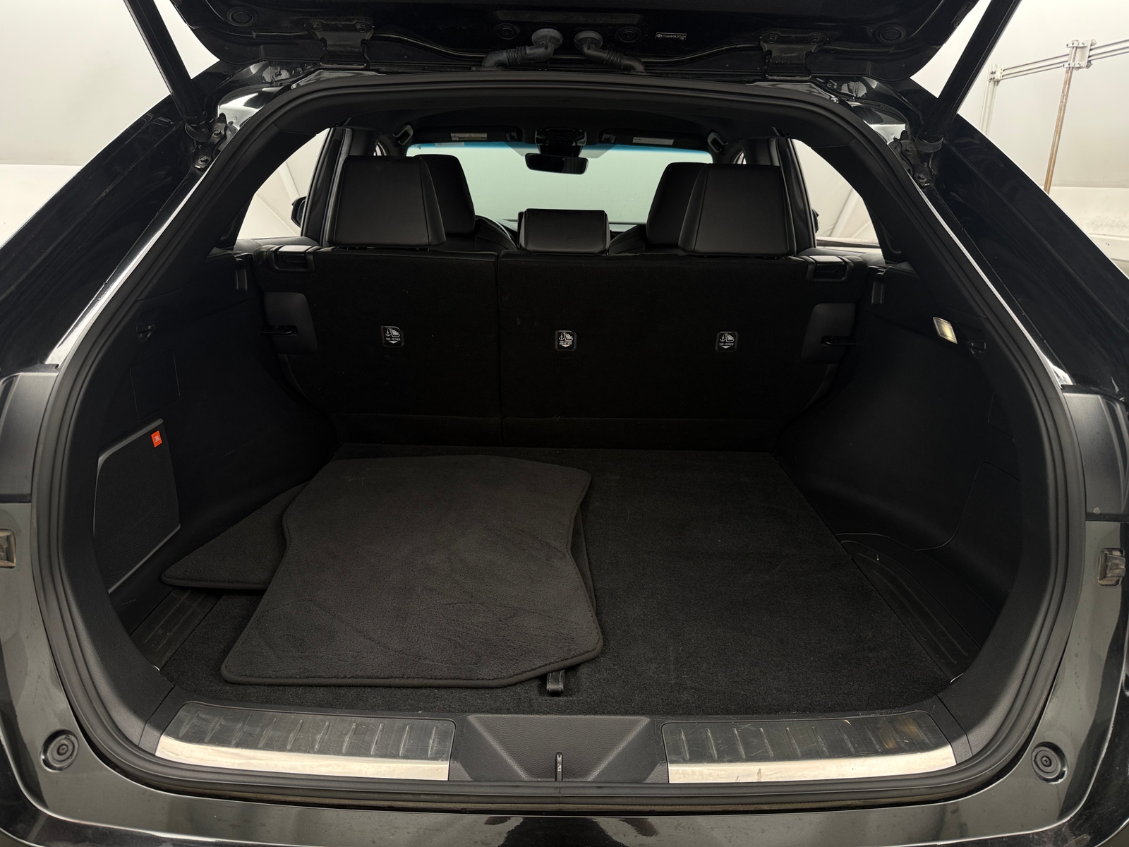 Thumbnail: 2021 Toyota Venza - 7