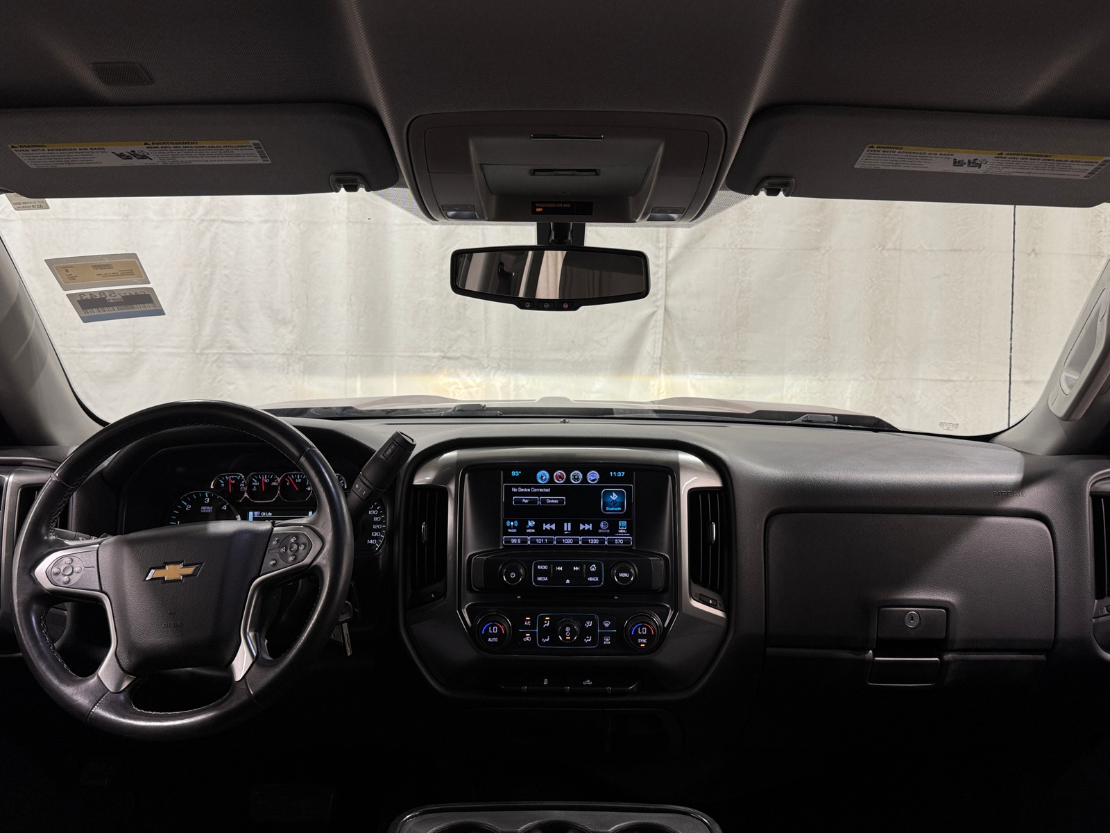 Thumbnail: 2017 Chevrolet Silverado 1500 - 3