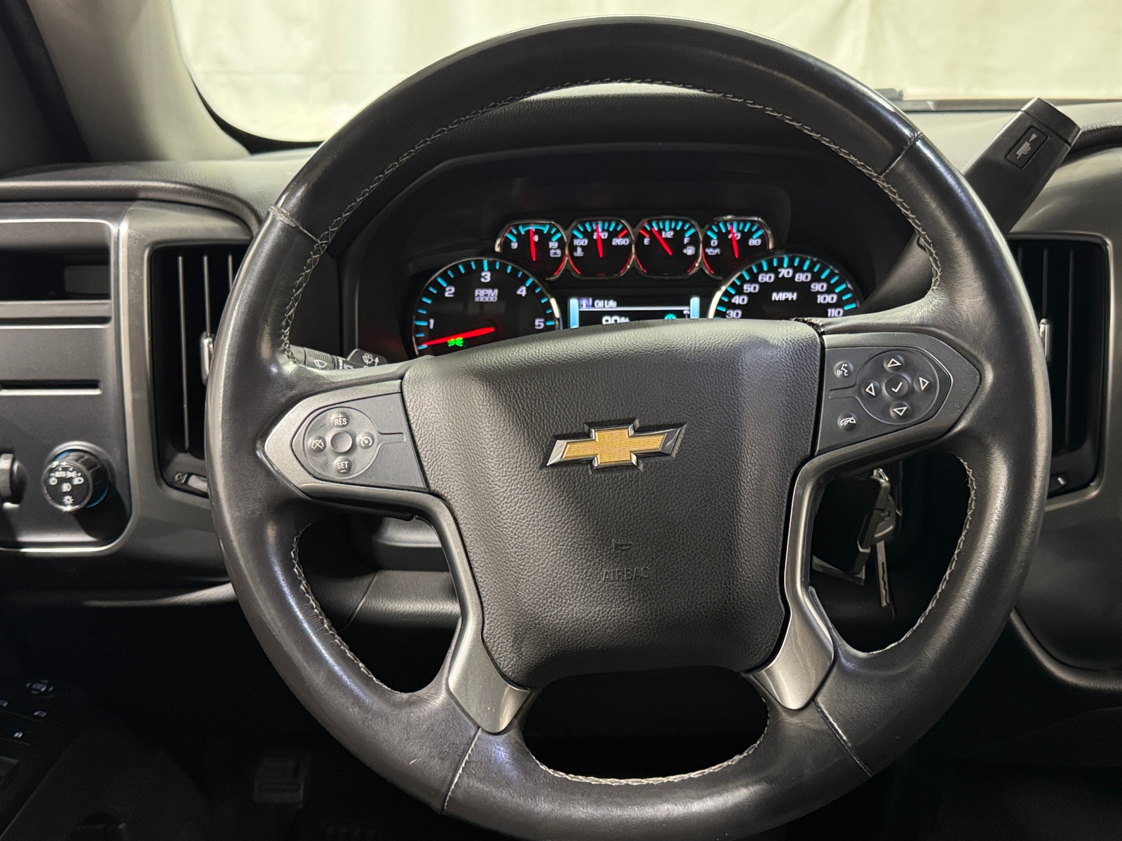 Thumbnail: 2017 Chevrolet Silverado 1500 - 5