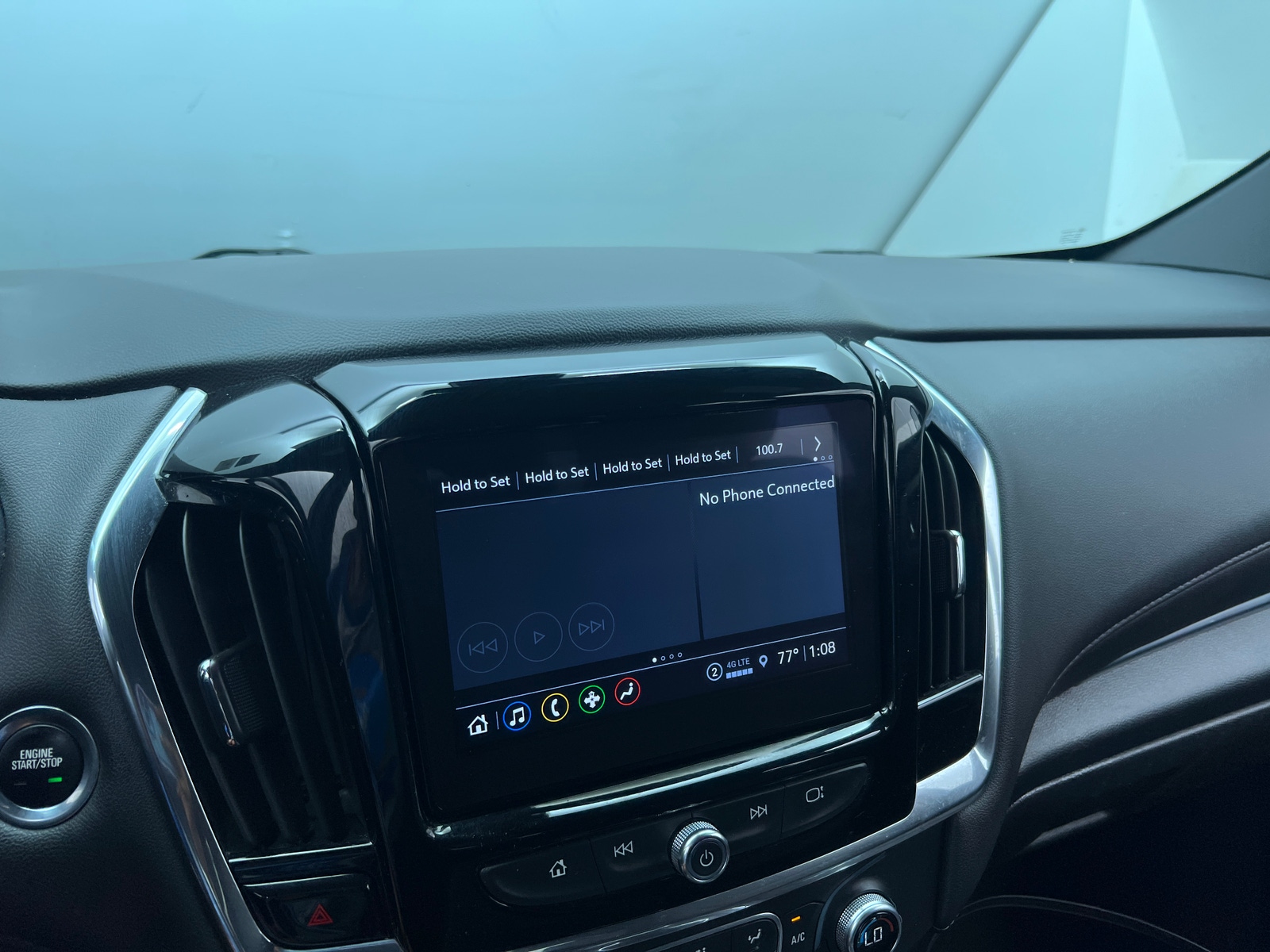 Thumbnail: 2022 Chevrolet Traverse - 4