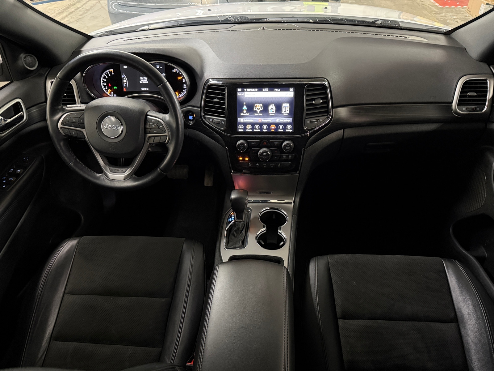 Thumbnail: 2021 Jeep Grand Cherokee - 2